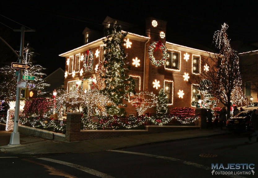 residential Christmas lights